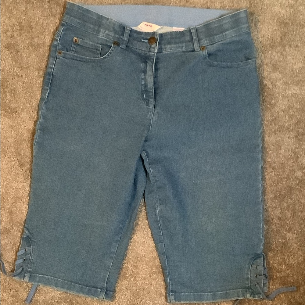 Alia Bermuda Jean shorts 10P